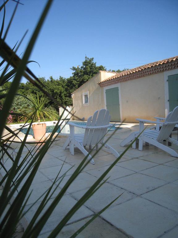 Le Clos Olives Comps  Стая снимка