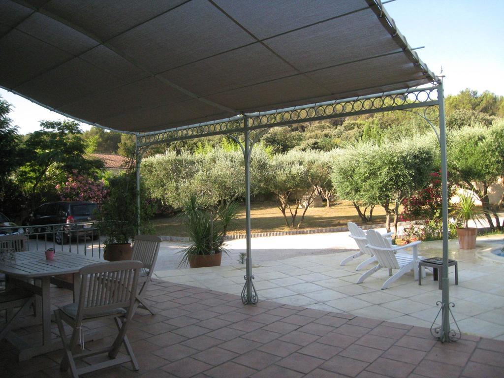 Le Clos Olives Comps  Стая снимка